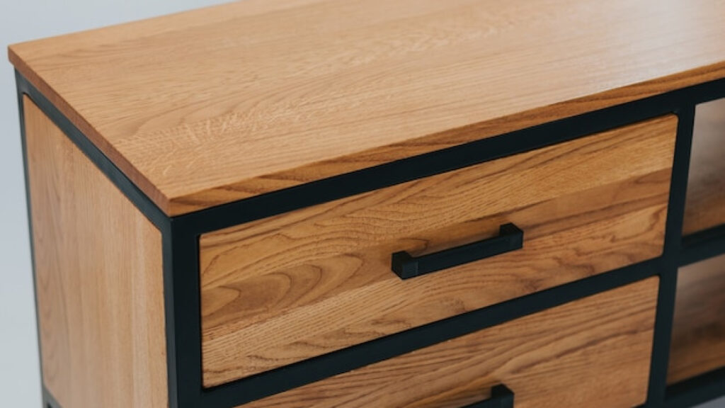 hetre massif les avantages pour le mobilier et lamenagement interieur Hêtre massif : les avantages pour le mobilier et l’aménagement intérieur