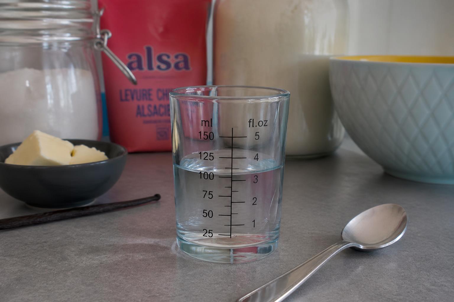 découvrez comment convertir facilement 100 ml en cl avec nos astuces pratiques pour réussir toutes vos mesures en cuisine sans erreur.